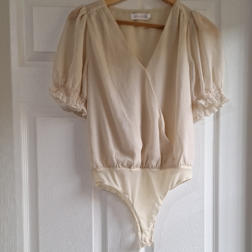All in Favor Cream V-Neck Puff Sleeve Bodysuit